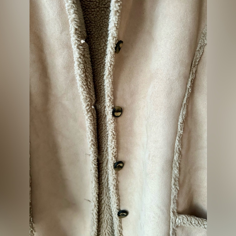 LL Bean Suede Sherpa Jacket Size XL - Picture 3 of 9